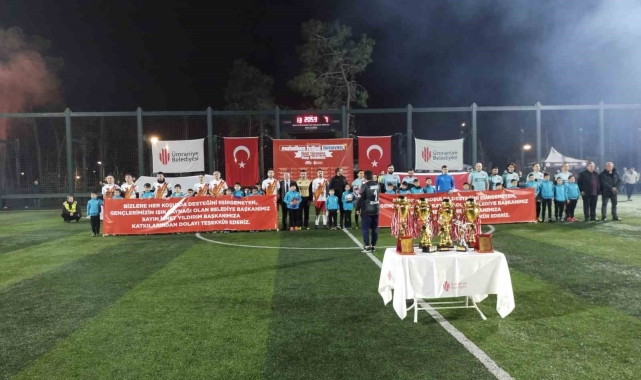 'Mahallem Futbol Turnuvası' finalinde kazanan Çamlık Mahallesi oldu