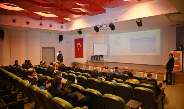 Manisa Büyükşehir çalışanlarına ilk yardım eğitimi verildi