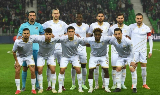 Manisa FK, lider Kocaelispor'u ağırlayacak