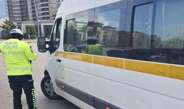 Manisa'da 14 okul servisine idari para cezası kesildi