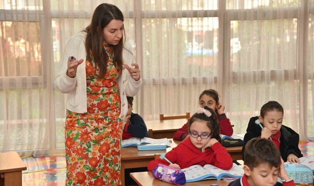Manisa'da kültür sanat kursları hız kesmeden devam ediyor