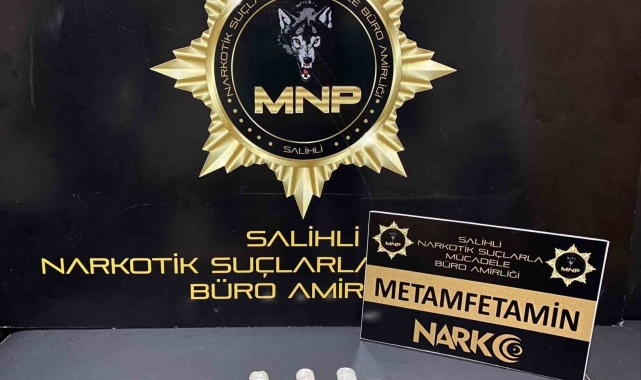 Manisa'da uyuşturucu ile yakalanan 2 şüpheli tutuklandı
