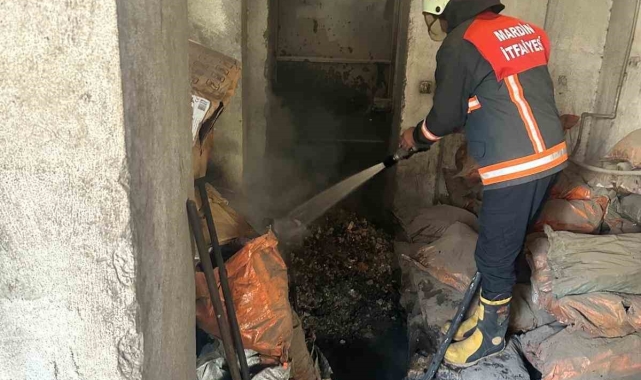 Mardin'de bir apartmanın kazan dairesine çıkan yangın söndürüldü