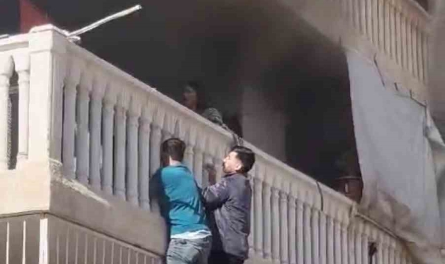 Mardin'de ev yangını: 3 kişi tahliye edildi
