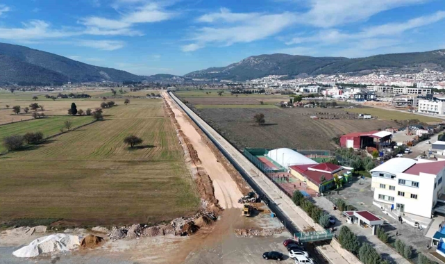 Menteşe AVM bağlantı yolu çalışmalarında sona gelindi