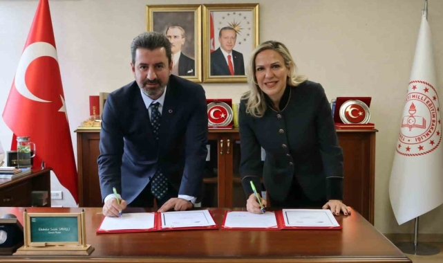 Milli Eğitim Bakanlığı ve Türkiye Tenis Federasyonu arasında iş birliği protokolü imzalandı