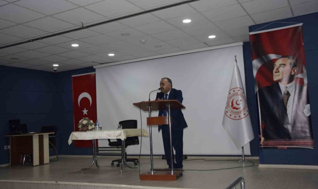 Müftü Demir: "Aile, huzurlu bir toplumun temelidir"