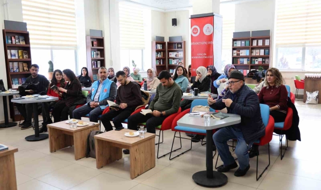 'Nitelikli okur buluşmaları' 3 yıldır devam ediyor