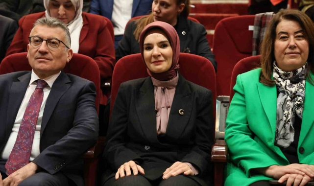 Özdemir: "Bugün Meclis'teki kadın temsil oranımız yüzde 20. Bunu AK Parti yaptı"