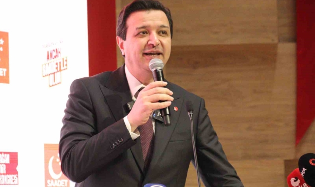 Saadet Partisi'nin 8. Olağan İzmir İl Kongresi gerçekleşti