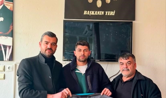 Salihli Ülkü Spor'dan transfer bombardımanı