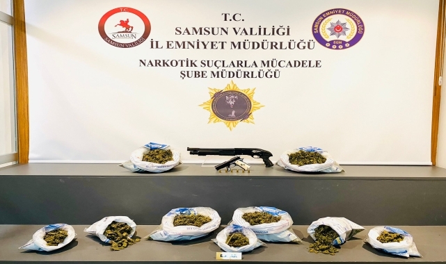 Samsun'da çöp poşetine saklanmış 3,5 kilogram esrar ele geçirildi