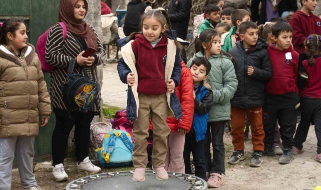 Şehitkamil'den köy okullarında çocuk şenliği