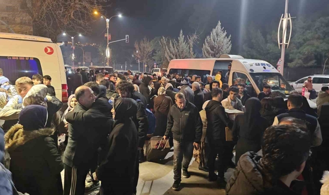 Siirt'te umreye gidenler dualarla kutsal topraklara uğurlandı