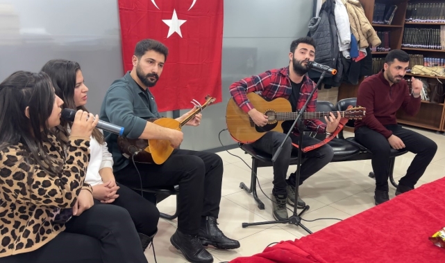 Sınavlara hazırlanan öğrencilere ders arası müzik