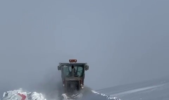 Sivas'ta kar ulaşımı aksattı