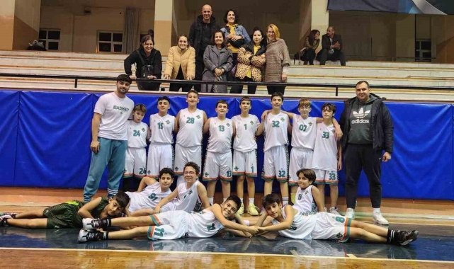Sökeli basketciler namağlup şampiyon oldu