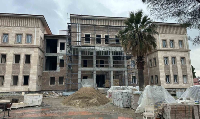 Soma Hükümet Konağının yüzde 70'i tamamlandı
