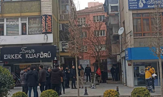 Şube başkanı sendika sekreterini vurdu, ardından intihar girişiminde bulundu