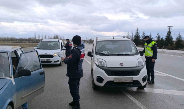 Sürücülere yönelik trafik denetimi yapıldı