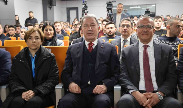 TBMM Milli Savunma Komisyonu Başkanı Akar: "Terörsüz Türkiye için masada ve sahada çalışmalarımız kararlılıkla devam ediyor'