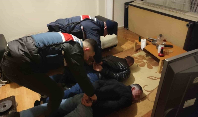 Tekirdağ'da silahlı gaspçılara şafak operasyonu: 2 şüpheli yakalandı