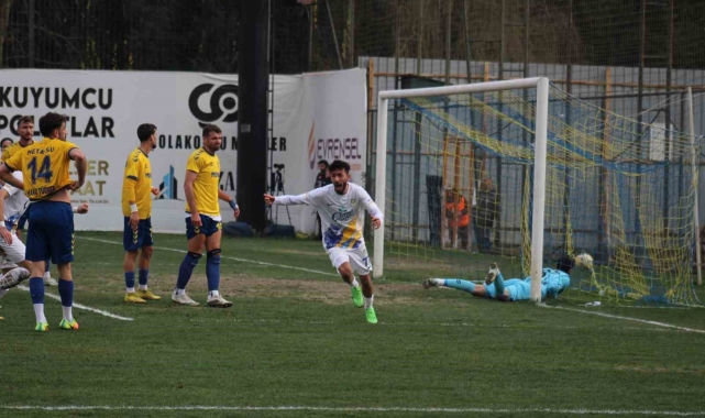 TFF 2. Lig: Belediye Derincespor: 3 - Menemen FK: 2