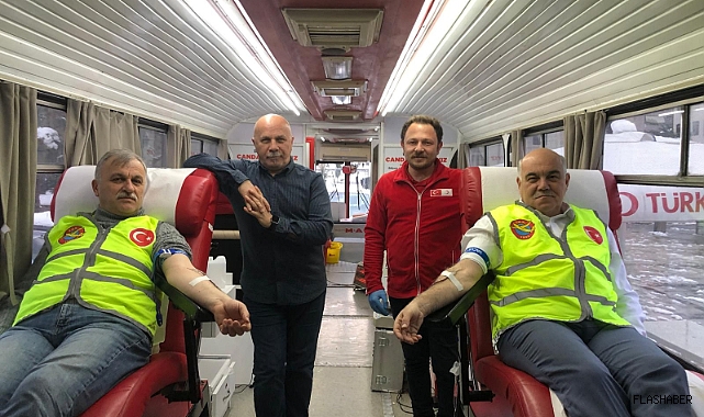 THK Sinop şube yönetiminden kan bağışı