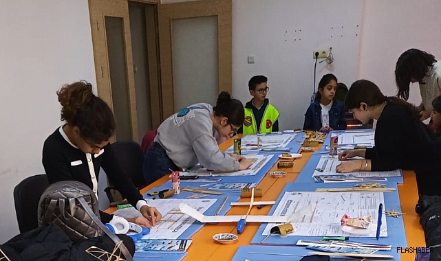 THK Sinop Şubesinden 100.yıla özel Ata Planör model uçak kursu