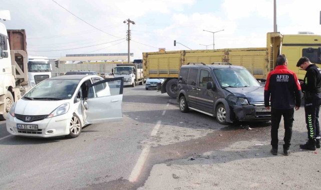 Turgutlu'da trafik kazası: 1 yaralı