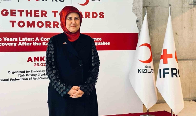 Türk Kızılay'ın 'Birlikte Yarınlara Doğru' etkinliğinin ikincisi 21 ülke büyükelçisinin katılımı ile yapıldı