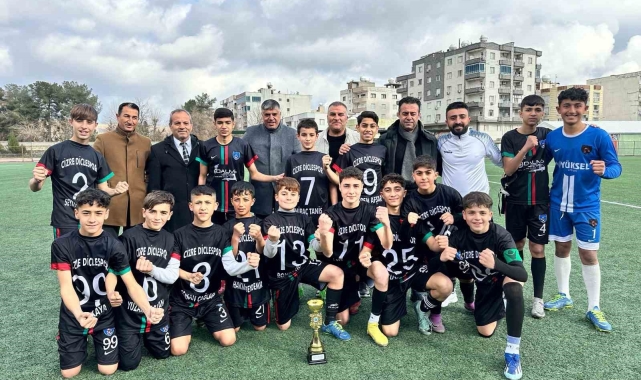 U14 Gelişim Ligi'nde Cizre Dicle Spor namağlup şampiyon oldu