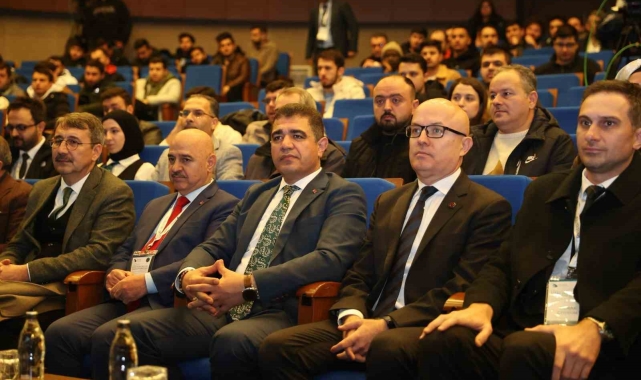 Uzay hukuku ve sempozyumu düzenlendi