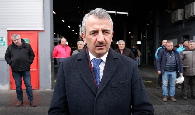 Vali Sezer, yanan fabrikada incelemelerde bulundu