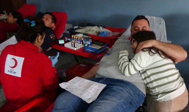 Veliler kan verdi öğrenciler madalya kazandı