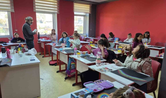 Yeteneklerini keşfediyorlar, hayallerini gerçekleştiriyorlar