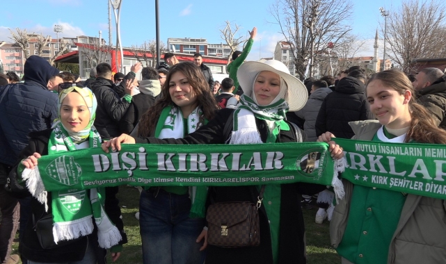 Yüzlerce Kırklarelispor taraftarı Beşiktaş deplasmanına gitti