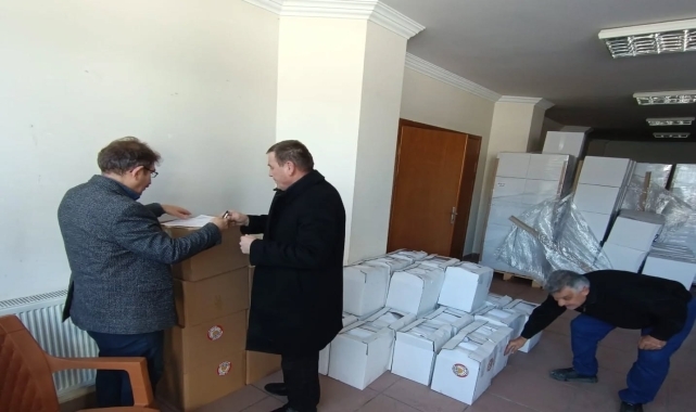 19 Mayıs Belediyesi ihtiyaç sahiplerine ramazan kumanyası desteği sağlıyor