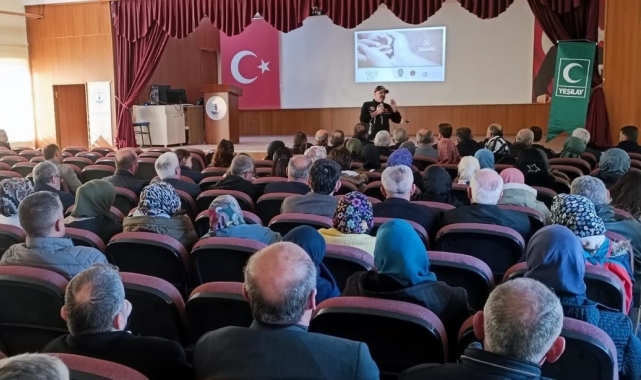 2 bin 660 eğitimciye en iyi narkotik polisi anne eğitimi verildi