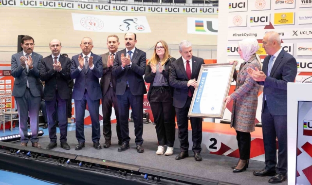 2025 UCI Pist Bisikleti Uluslar Kupası'nda açılış seremonisi düzenlendi