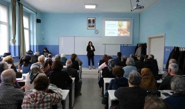 60 yaş üzeri öğrencilerin ilk ders heyecanı