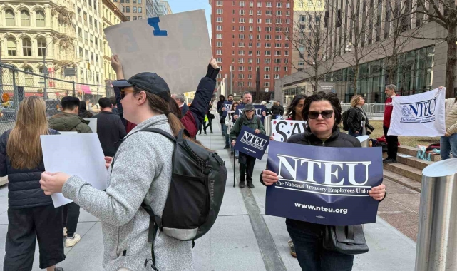 ABD'de işten çıkarılan federal kurum çalışanları: "Musk'ı Kov"