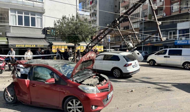 Adana'da zincirleme trafik kazası: 2 yaralı