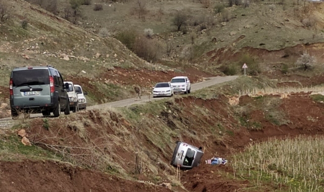 Adıyaman'da hafif ticari araç şarampole yuvarlandı: 5 yaralı