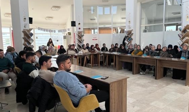 Afyonkarahisar Müftülüğünden Ramazan'a özel kitap tahlili etkinliği