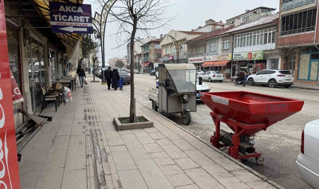 Alaca'da kaldırım işgaline geçit verilmeyecek