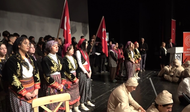 Alanya'da İstiklal Marşı'nın kabulünün 104. yıl dönümü coşkuyla kutlandı