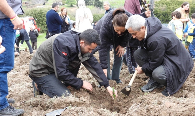 Aliağa'da Orman Haftası'nda bin adet fidan dikildi