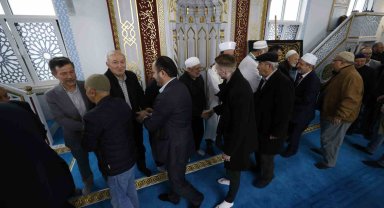 Almanya'da müslümanlardan bayram namazına yoğun ilgi