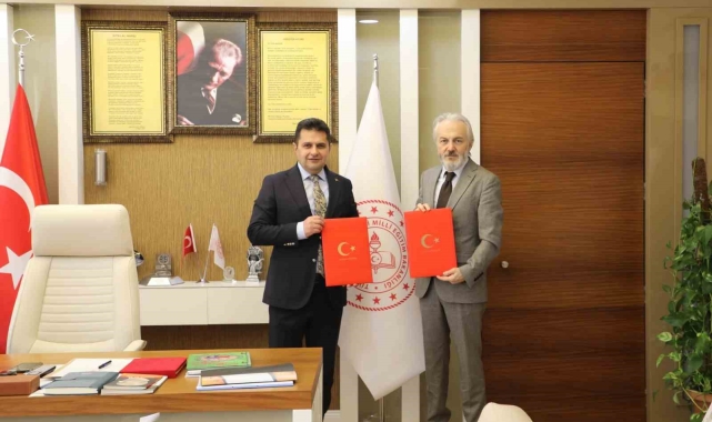 Antalya'da 5 ilçedeki 20 okulda 'Enerji Okuryazarlığı' eğitimleri başlıyor